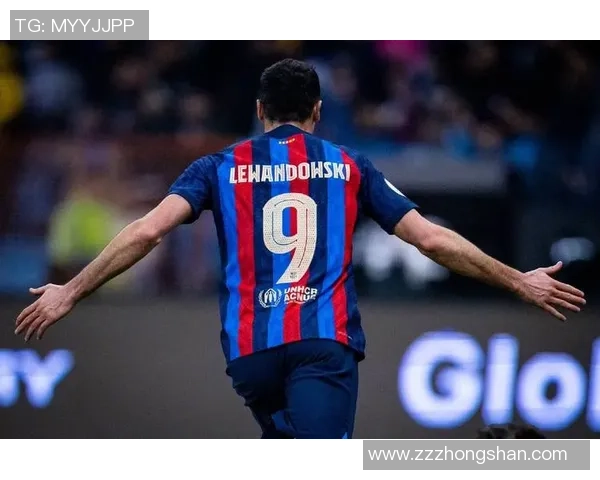 加维带领巴萨重回巅峰：青训新星崭露头角，展现无限潜力