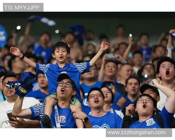 北京国安与上海申花激战正酣 双方争夺中超联赛关键三分