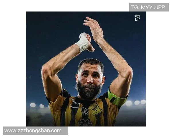 卡里姆·本泽马：从无名少年到世界足球巨星的辉煌之路